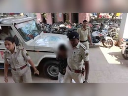 पैर टूटा है, रुमाल उठा दो.... बिहार में फिल्मी स्टाइल में बच्चे का अपहरण,  फिर चंगुल से ऐसे निकलकर भागा पैर टूटा है, रुमाल उठा दो.... बिहार में फिल्मी स्टाइल में बच्चे का अपहरण,  फिर चंगुल से ऐसे निकलकर भागा