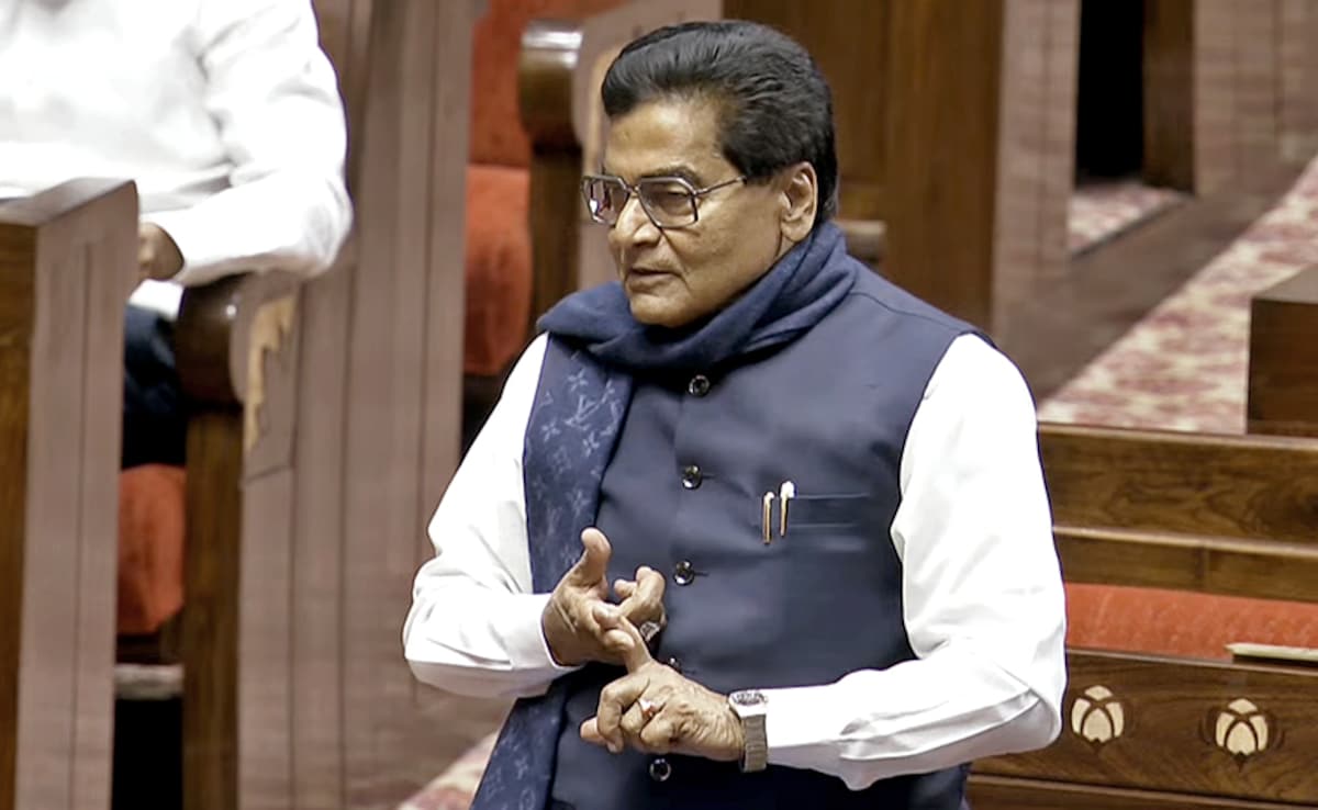 औरंगजेब से लेकर तुगलक तक... जानिए सपा के राष्ट्रीय महासचिव रामगोपाल यादव ने क्या-क्या कहा | Aurangzeb to Tughlaq know what SP Leader Ram Gopal Yadav said