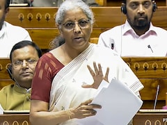 बैंकों से लोन लेकर विदेश भागने वालों के खिलाफ कार्रवाई जारी,अब तक 749.83 करोड़ की संपत्ति जब्त: निर्मला सीतारमण