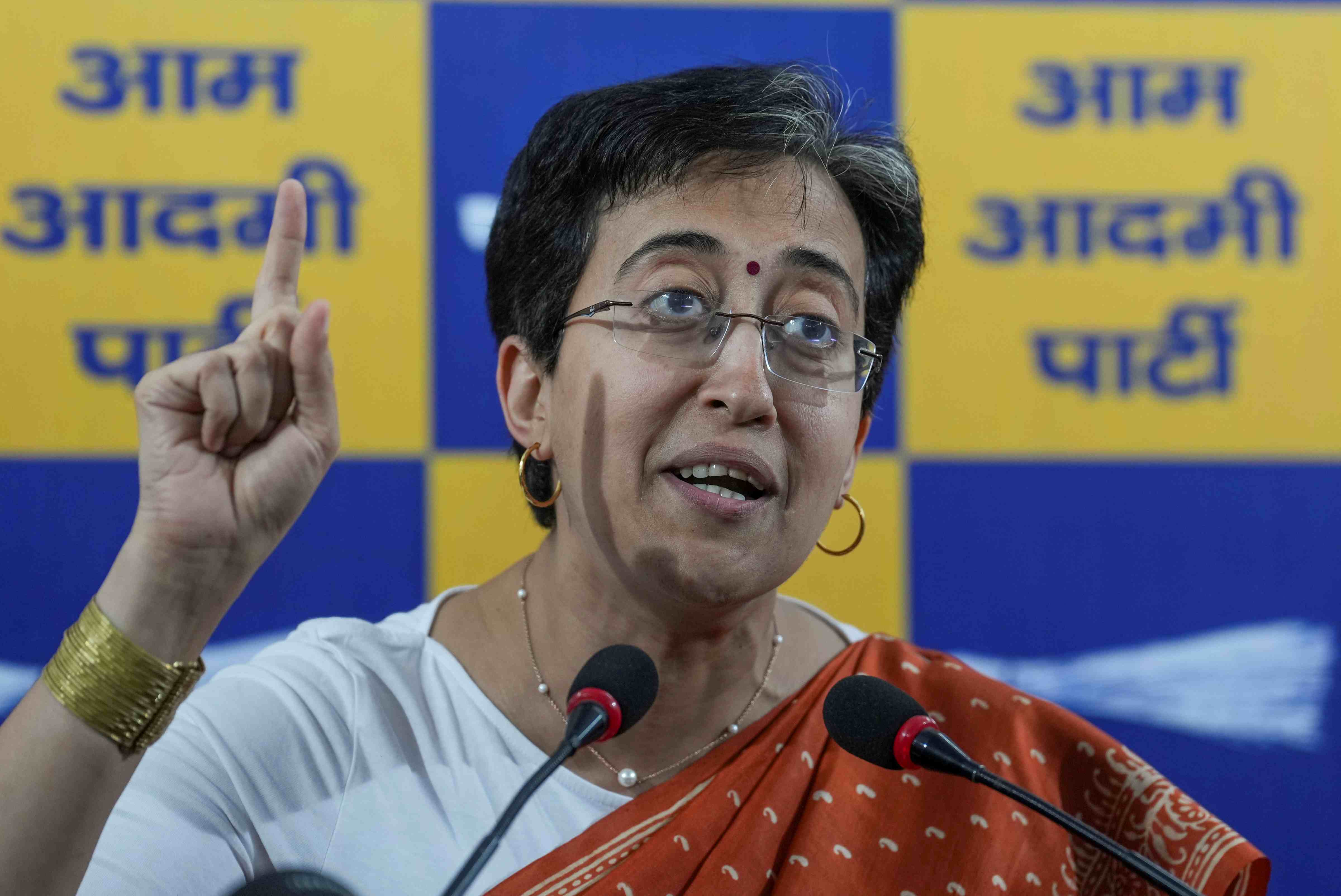 BJP सरकार और दिल्‍ली पुलिस की नाकामी... कालकाजी मंदिर हत्‍या मामले में AAP का बड़ा हमला
