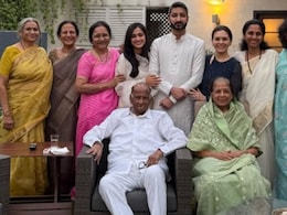 Jay Pawar : अजित पवारांच्या मुलाचं लग्न ठरलं? आत्या सुप्रिया सुळेंनी दिल्या शुभेच्छा Jay Pawar : अजित पवारांच्या मुलाचं लग्न ठरलं? आत्या सुप्रिया सुळेंनी दिल्या शुभेच्छा