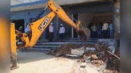 धौलपुर में अवैध कब्जे पर प्रशासन की बड़ी कार्रवाई, बुलडोजर चलाकर अतिक्रमण हटाया