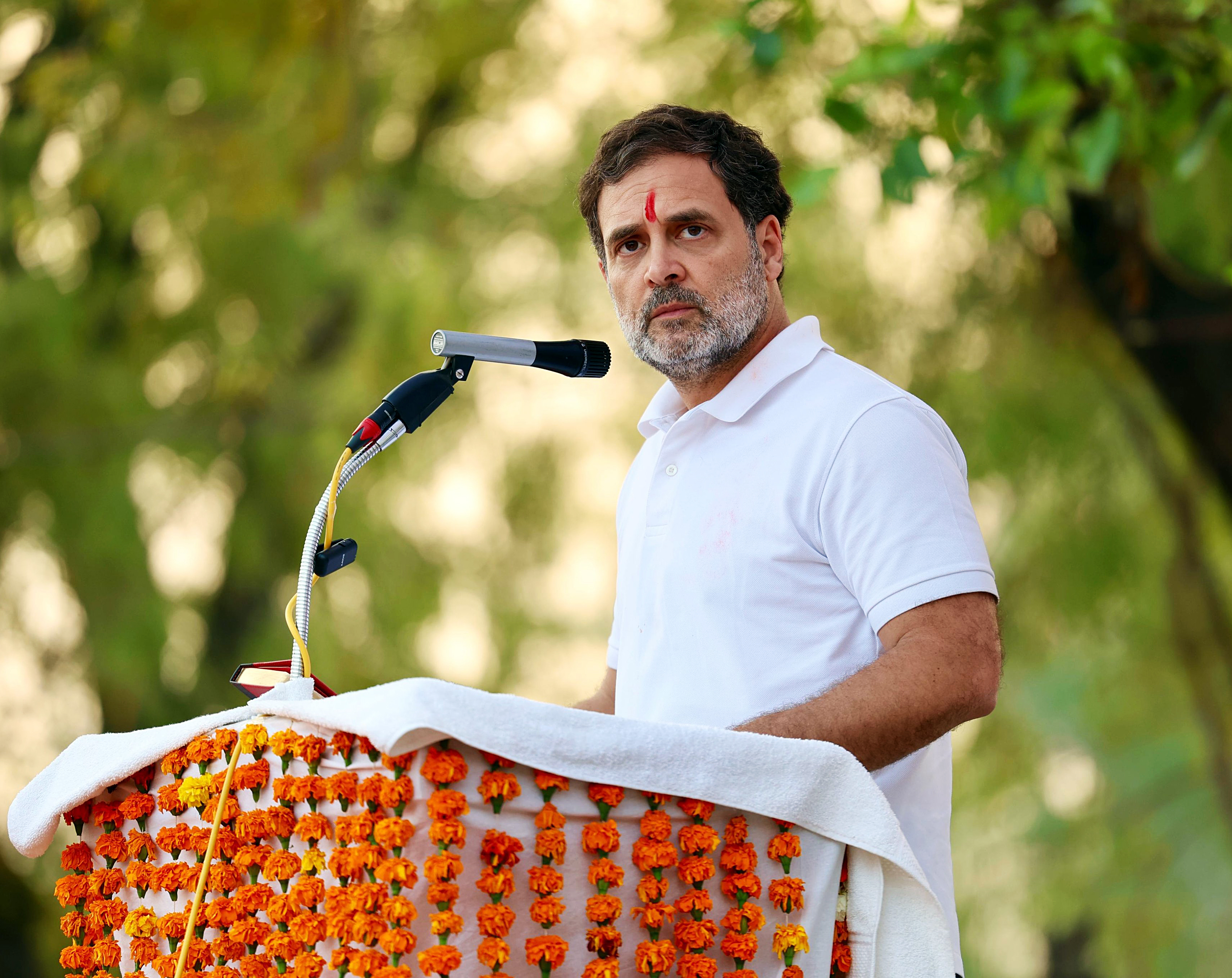 "Won't Allow Anyone To...": Top Court Warns Rahul Gandhi For Savarkar Remarks