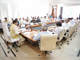 Mohan Yadav Meeting: वन्य जीव अभयारण्यों की स्थापना को मंजूरी, सीएम यादव ने बताया-एमपी में गिद्धों की संख्या लगभग 13 हजार हुई Mohan Yadav Meeting: वन्य जीव अभयारण्यों की स्थापना को मंजूरी, सीएम यादव ने बताया-एमपी में गिद्धों की संख्या लगभग 13 हजार हुई