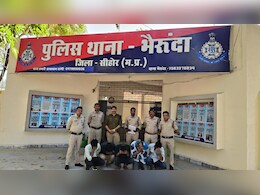 चिप लगाकर बिजली कांटे में करते छेड़छाड़, मंडी में किसानों को ठगने वाले पांच आरोपी गिरफ्तार चिप लगाकर बिजली कांटे में करते छेड़छाड़, मंडी में किसानों को ठगने वाले पांच आरोपी गिरफ्तार