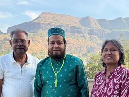भजन सम्राट अनूप जलोटा बन गए मौलाना ? नई तस्वीरों ने उड़ाए फैन्स के होश भजन सम्राट अनूप जलोटा बन गए मौलाना ? नई तस्वीरों ने उड़ाए फैन्स के होश