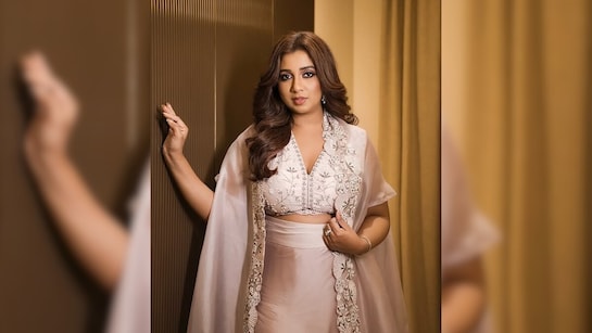 Shreya Ghoshal Alerts Fans After Her X Account Gets Hacked