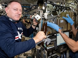 Sunita Williams: सुनीता विलियम्स की वापसी की तारीख हुई पक्की, अमेरिका के तट पर लेकर लौटेगा यान