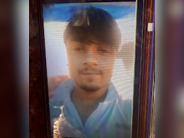 Coffee Firm Salesman Slits Tea-Seller's Throat With Liquor Bottle In Delhi Coffee Firm Salesman Slits Tea-Seller's Throat With Liquor Bottle In Delhi