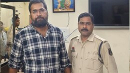 Bilaspur: भूपेश बघेल के घर ED के छापे के बीच बिलासपुर कांग्रेस पीसीसी सचिव सिद्धांशु मिश्रा गिरफ्तार, जानें पूरा मामला