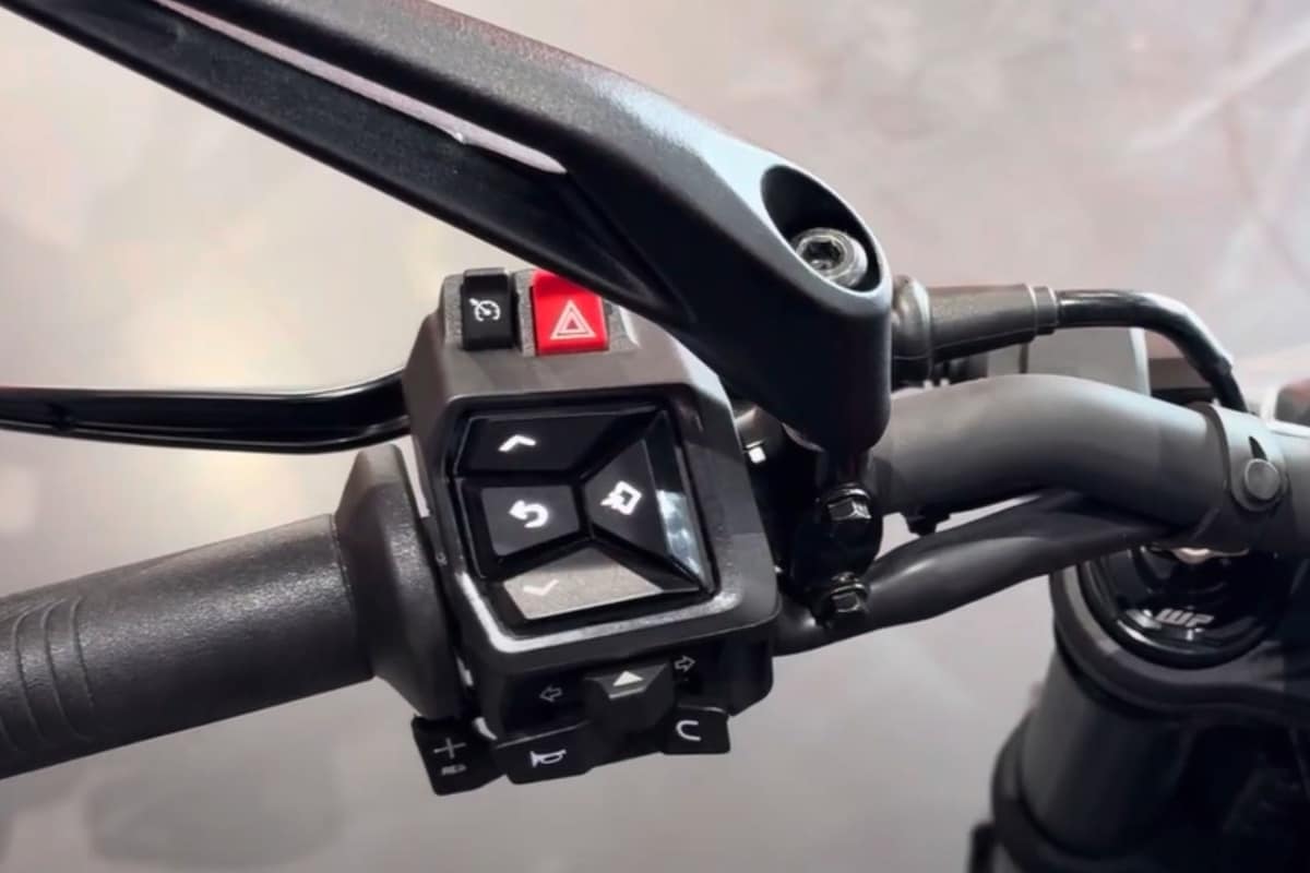 The 2025 KTM 390 Duke now comes with cruise control
