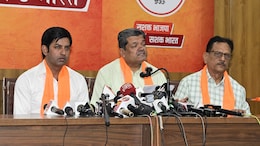 Rajasthan Politics: अवैध खनन का मुद्दा उठाए जाने पर कैबिनेट मंत्री का पलटवार, सुमित गोदारा बोले- झूठ फैला रहे हैं कांग्रेस नेता