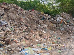 जालौर की ग्राम पंचायतों में लगे कचरे के ढेर, ठेकेदार ने नहीं दिया महीनों से सफाईकर्मियों का वेतन; VDO और सरपंच कर रहे अनदेखी