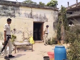 बिहार के भागलपुर में केंद्रीय मंत्री नित्यानंद राय के भांजों के बीच झड़प, फायरिंग में एक की मौत बिहार के भागलपुर में केंद्रीय मंत्री नित्यानंद राय के भांजों के बीच झड़प, फायरिंग में एक की मौत