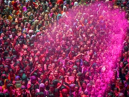 Holika Dahan: यूपी के इस गांव में नहीं होता है होलिका दहन, इसके पीछे छिपी है एक अनोखी वजह Holika Dahan: यूपी के इस गांव में नहीं होता है होलिका दहन, इसके पीछे छिपी है एक अनोखी वजह