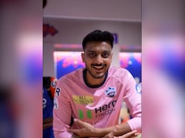 Watch: Delhi Capitals Team Welcomes KL Rahul's Baby Girl In Heartwarming Video Watch: Delhi Capitals Team Welcomes KL Rahul's Baby Girl In Heartwarming Video