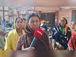 आदिवासी महिलाओं ने कंपनी से लिया लोन, कुछ रुपये देकर एजेंट हड़प गया सारी रकम