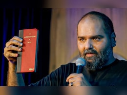 कुणाल कामरा की मुश्किलें बढ़ीं, शिवसेना नेता ने EOW को दी शिकायत कुणाल कामरा की मुश्किलें बढ़ीं, शिवसेना नेता ने EOW को दी शिकायत