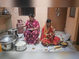 होली के बाद हर साल रोग मुक्ति के लिए मनाया जाता है ये खास त्योहार, बनाए जाते हैं तरह-तरह के पकवान