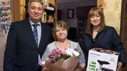 Putin's Party Gifts Meat Grinder To Mother Of Soldier Killed In Ukraine War, Sparks Row