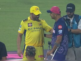 CSK vs RR: धोनी ने जीता दिल, राहुल द्रविड़ को बैसाखी पर खड़े देख भागे चले गए माही, Video CSK vs RR: धोनी ने जीता दिल, राहुल द्रविड़ को बैसाखी पर खड़े देख भागे चले गए माही, Video