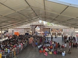 बाबा विश्वनाथ के दर्शन को पहुंचे श्रद्धालुओं को अब धूप और गर्मी से मिलेगी राहत, आंगन में लगा जर्मन हैंगर बाबा विश्वनाथ के दर्शन को पहुंचे श्रद्धालुओं को अब धूप और गर्मी से मिलेगी राहत, आंगन में लगा जर्मन हैंगर