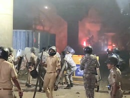 कहां से आए इतने पत्थर, क्या पूरा प्लान तैयार था? नागपुर हिंसा में साजिश के ये 5 एंगल कहां से आए इतने पत्थर, क्या पूरा प्लान तैयार था? नागपुर हिंसा में साजिश के ये 5 एंगल