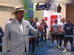 IND vs AUS: विराट रिकॉर्ड के बाद भी कोहली हुए नज़रअंदाज, रवि शास्त्री ने इस खिलाड़ी को सौंपा बेस्ट फील्डर अवार्ड IND vs AUS: विराट रिकॉर्ड के बाद भी कोहली हुए नज़रअंदाज, रवि शास्त्री ने इस खिलाड़ी को सौंपा बेस्ट फील्डर अवार्ड