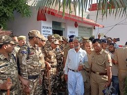फर्जी सबूत गढ़े, भीड़ को भड़काया... संभल हिंसा मामले में जामा मस्जिद के सदर एडवोकेट जफर अली गिरफ्तार फर्जी सबूत गढ़े, भीड़ को भड़काया... संभल हिंसा मामले में जामा मस्जिद के सदर एडवोकेट जफर अली गिरफ्तार