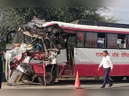 बीकानेर के नापासर में ट्रेलर और बस की ज़ोरदार भिड़ंत, 2 महिलाओं की मौत 16 लोग घायल