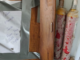 "Don't Turn On Lights": Citing Health Issues, Man Inhales Toxic Gas, Dies "Don't Turn On Lights": Citing Health Issues, Man Inhales Toxic Gas, Dies