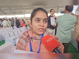17 साल बाद जयपुर सीरियल ब्लास्ट के पीड़ित परिवार के चेहरे पर लौटी खुशी, कहा- बहुत दुख झेला 17 साल बाद जयपुर सीरियल ब्लास्ट के पीड़ित परिवार के चेहरे पर लौटी खुशी, कहा- बहुत दुख झेला