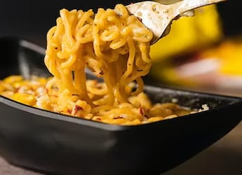 Watch: Nutritionist Gives Maggi A Wholesome Makeover With Tofu Twist Watch: Nutritionist Gives Maggi A Wholesome Makeover With Tofu Twist