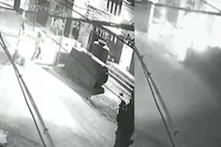 Three Men Arrested in Bihar in Connection with Amritsar Temple Blast Three Men Arrested in Bihar in Connection with Amritsar Temple Blast