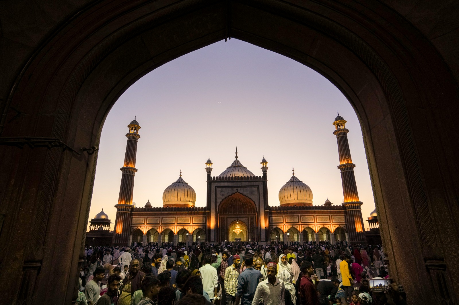 Eid ul-Fitr 2026: Latest Moon Sighting Updates For India And Gulf