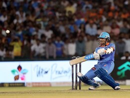 International Masters League: सचिन के बल्ले में अब भी है दम! लारा की टीम को फाइनल में दी मात