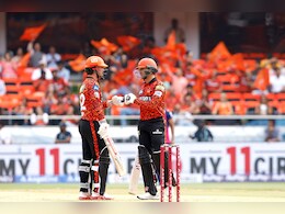 SRH vs RR: IPL इतिहास में सबसे तेज स्ट्राइक रेट वाली टॉप 4 बैटिंग जोड़ी, ये दो नाम हैं सबसे आगे SRH vs RR: IPL इतिहास में सबसे तेज स्ट्राइक रेट वाली टॉप 4 बैटिंग जोड़ी, ये दो नाम हैं सबसे आगे