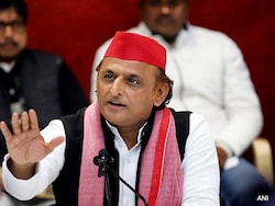 Akhilesh Yadav&#039;s 1st Reaction To NDA Lead In Bihar Begins With SIR Gripe