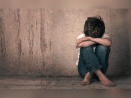 Crime News: कुरकुरे देण्याच्या बहाण्याने 6 वर्षाच्या चिमुरड्याला घरात बोलावलं, 21 वर्षाच्या नराधमानं...