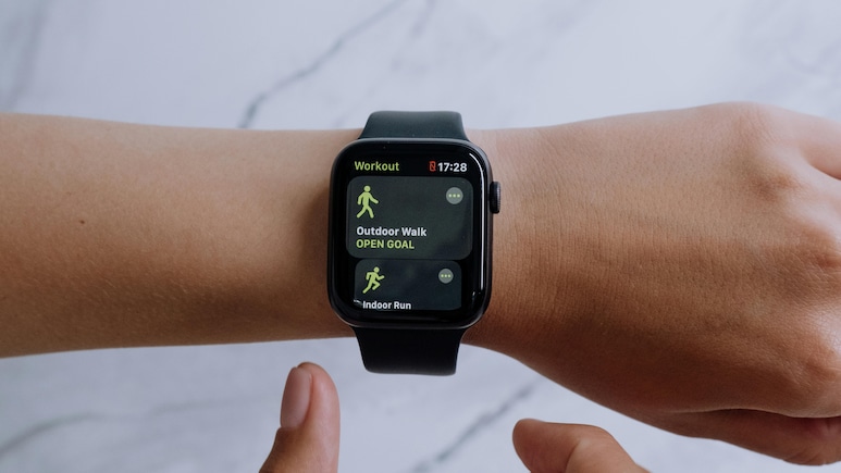 Smartwatch खरीदने का कर रहे हैं प्लान, तो इन 5 बातों को न करें नजरअंदाज Smartwatch खरीदने का कर रहे हैं प्लान, तो इन 5 बातों को न करें नजरअंदाज