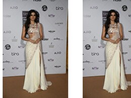 Khushi Kapoor Stuns In An All White Pre-Draped <i>Saree</i> By Manish Malhotra