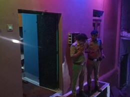 Crime : उधर, जेल में बंद था पति... घर पर ससुर-देवर ने मिलकर बहू संग कर दी 'हैवानियत' Crime : उधर, जेल में बंद था पति... घर पर ससुर-देवर ने मिलकर बहू संग कर दी 'हैवानियत'