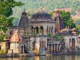 Nagpur Travel Guide: Where To Go, Eat, Stay, And Shop In India's Orange Capital