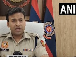 व्यापारियों से मांग रहा था रंगदारी... दिल्ली पुलिस ने गैंगस्टर को उसके गिरोह संग धर दबोचा