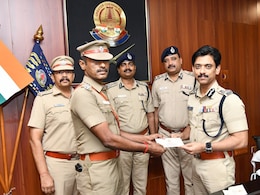 चेन्नई एयरपोर्ट पर दबोचा और..., मुंबई के मोस्ट वॉन्टेड स्नैचर के एनकाउंटर की पूरी कहानी चेन्नई एयरपोर्ट पर दबोचा और..., मुंबई के मोस्ट वॉन्टेड स्नैचर के एनकाउंटर की पूरी कहानी