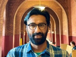 अमेरिका में हमास प्रोपेगेंडा के आरोपी भारतीय रिसर्चर की 2 महीने पहले हुई थी गिरफ्तारी, अब कोर्ट से रिहा अमेरिका में हमास प्रोपेगेंडा के आरोपी भारतीय रिसर्चर की 2 महीने पहले हुई थी गिरफ्तारी, अब कोर्ट से रिहा