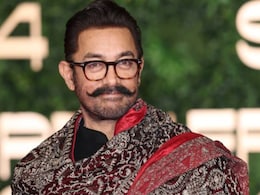 आमिर खान इन दिनों क्यों पहन रहे हैं काले कपड़े, ऐसी क्या मजबूरी है जो चाह कर भी... आमिर खान इन दिनों क्यों पहन रहे हैं काले कपड़े, ऐसी क्या मजबूरी है जो चाह कर भी...