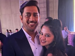 आज होगा RR वर्सेज CSK का मैच, वायरल हुआ एमएस धोनी का रोमांटिक वीडियो,  पत्नी साक्षी संग गाना गाते देख थाला की क्यूटनेस पर फिदा हुए फैं आज होगा RR वर्सेज CSK का मैच, वायरल हुआ एमएस धोनी का रोमांटिक वीडियो,  पत्नी साक्षी संग गाना गाते देख थाला की क्यूटनेस पर फिदा हुए फैं