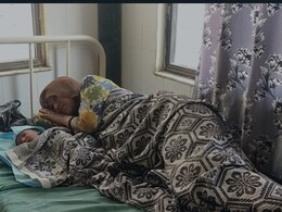 दौसा: महिला अस्पताल में नवजात बदलने के आरोप के बाद हंगामा, DNA जांच पर बनी सहमति; रिपोर्ट के बाद होगा खुलासा दौसा: महिला अस्पताल में नवजात बदलने के आरोप के बाद हंगामा, DNA जांच पर बनी सहमति; रिपोर्ट के बाद होगा खुलासा