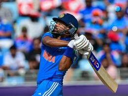 Shreyas Iyer Continues Sublime Form With Spellbinding Performance Against NZ In ODIs Shreyas Iyer Continues Sublime Form With Spellbinding Performance Against NZ In ODIs